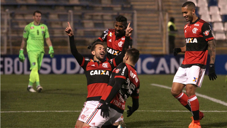 Everton Ribeiro primeiro gol Flamengo Palestino 2017