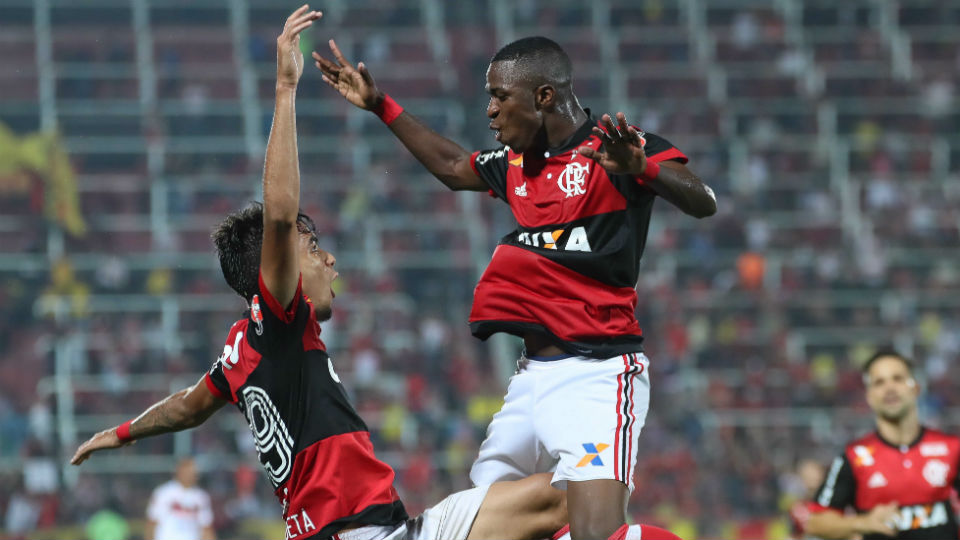 Vinicius Junior Lucas Paquetá Flamengo 2017