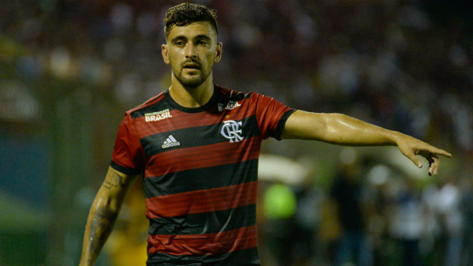 Arrascaeta Flamengo estreia 2019