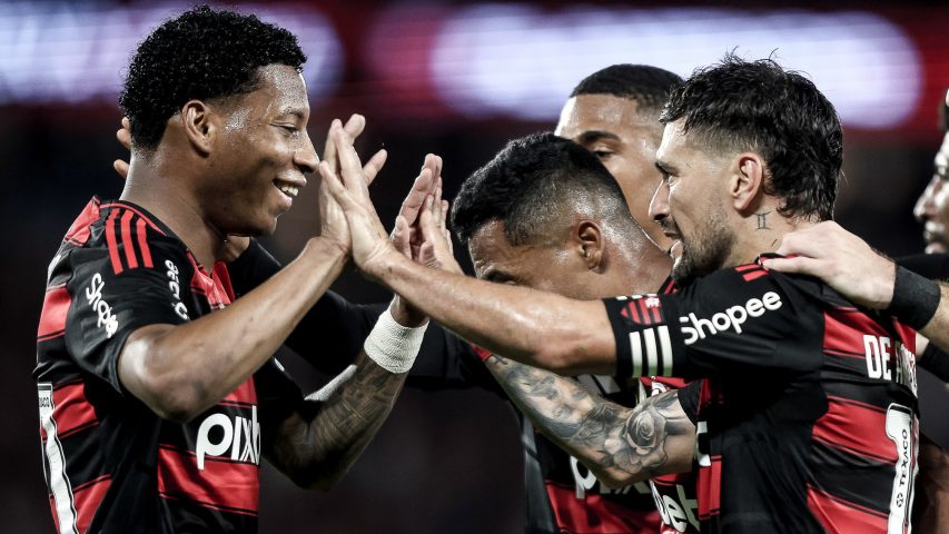 Plata Arrascaeta gol Mirassol Brasileiro 2025