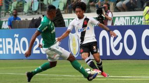 Vasco Douglas estreia Brasileiro 2017