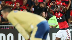 Vinicius Junior Flamengo Cruzeiro gol Ilha do Urubu 2017