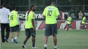 Vagner Love Adriano Flamengo 2010 Gávea Império do Amor