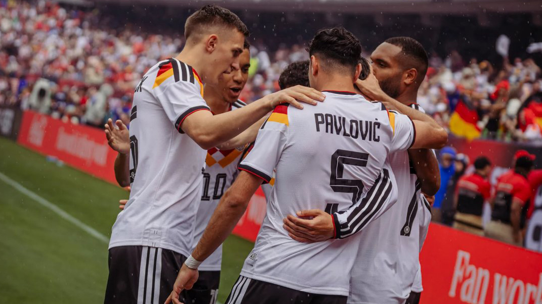 (DFB / Max Galys)
